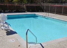 ホリデイ イン エクスプレス ブレントウッド サウス - クールスプリングス by IHG 写真