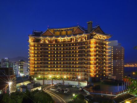 コモドール ホテル 写真