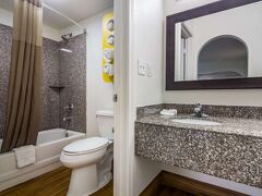 モーテル 6 ペンサコーラ、フロリダ - NAS 写真