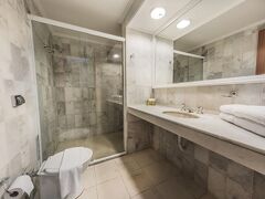 プラザ ビター ホテル 写真