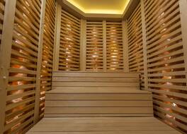 Revesz Hotel, Restaurant and Rosa Spa