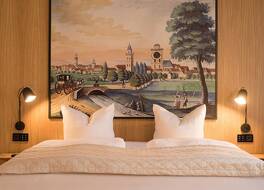 ホテル バイエリッシャー ホフ