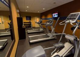 ハンプトン  イン & スイーツ セバービル アッ スタジアム ドライブ 写真