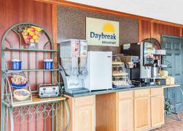 デイズ イン バイ ウィンダム ニューポート 写真