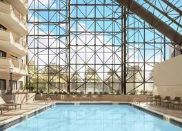 DoubleTree by Hilton Newark Airport 写真