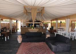 ホテル メナラ 写真