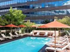 ノボテル スイーツ ニース アエロポール アレナス 写真