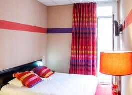 ホテル サンソヴール 写真