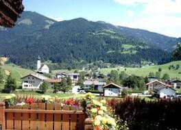 ラントハウス ストラッサー 写真