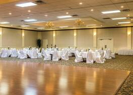 クオリティ イン クリークサイド - ダウンタウン ガットリンバーグ 写真