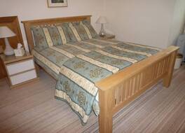 Pinewood Country House