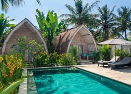 ギリ エア エスケープ - アダルツ オンリー