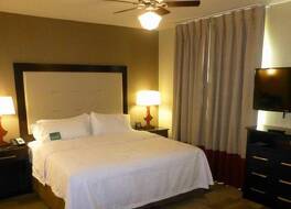 ホームウッド スイーツ バイ ヒルトン ナッシュビル ヴァンダービルト 写真