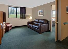 スーパー 8 バイ ウィンダム スピアフィッシュ 写真