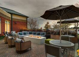 ヒルトン ガーデン イン インディアナポリス エアポート 写真