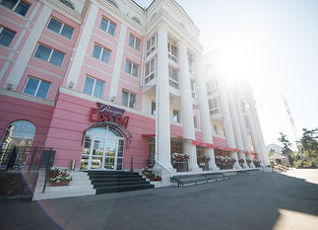 空港からも近い ピンクと白のおしゃれな建物 By にこちゃんさん ホテル ヨーロッパのクチコミ フォートラベル Hotel Europe イルクーツク