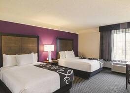 La Quinta Inn & Suites by Wyndham Denver Airport DIA 写真