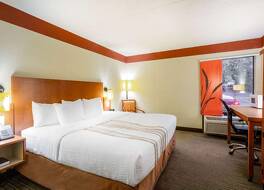 La Quinta Inn & Suites by Wyndham Charlotte Airport North 写真