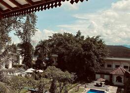 モノポリ オテル ブキティンギ 写真