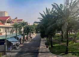 ラッキー ホテル 写真