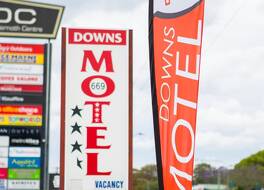 ダウンズ モーテル 写真