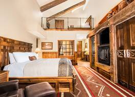 ビッグ サイプレス ロッジ 写真