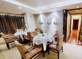 エグゼクティブ エンクレイブ ホテル 写真