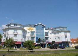 Kristály Hotel
