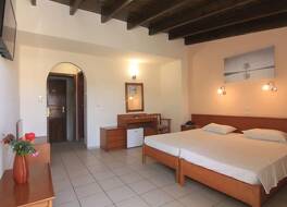 SeaBird Hotel 写真