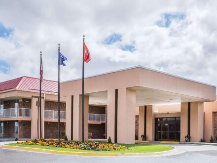 ラマダ バイ ウィンダム ウィズビル 写真