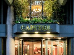 ホテル キャピトル 写真