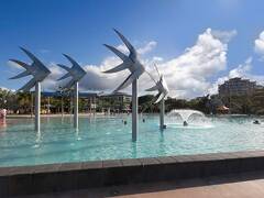 ザ シーベル ケアンズ ハーバー ライツ 写真