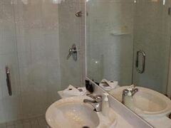 ザ タウランガ オン ザ ウォーターフロント 写真