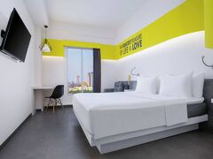 イエロー ホテル ジェムルサリ スラバヤ 写真