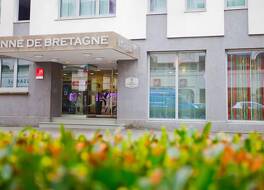 ホテル アン ドゥ ブルターニュ 写真