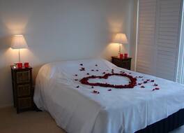 ポートサイド ヌーサ ウォーターズ ホテル 写真