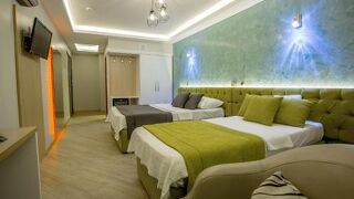 ホテル ペラキャピトル