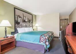 スーパー 8 バイ ウィンダム メイズビル ケンタッキー 写真