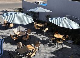 ノース アディス ホテル 写真