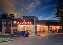 Ramada by Wyndham Pinewood Park Resort North Bay 写真