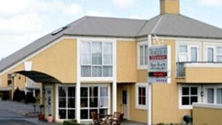 バーチウッド マナー モテル