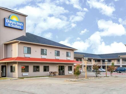 デイズ イン バイ ウィンダム マディソンビル 写真