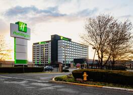 Holiday Inn Newark International Airport