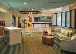 スプリングヒル スイーツ シャーロット エアポート バイ マリオット 写真