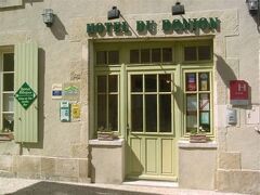 ホテル デュ ドンジョン 写真