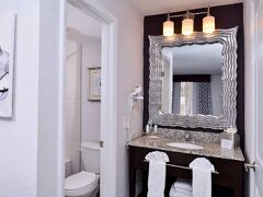 クラリオン イン&スイーツ アクロス フロム ユニバーサル オーランド リゾート 写真