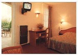 オテル レ サン ジョルジュ 写真