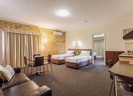 ハイランダー モーターイン & アパートメント