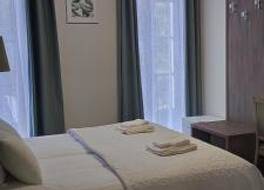 スクエア ホテル ニーム 写真