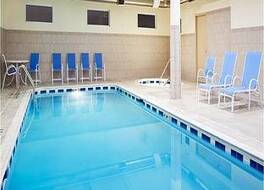 ホリデイ イン エクスプレス & スイーツ ウォーキガン by IHG